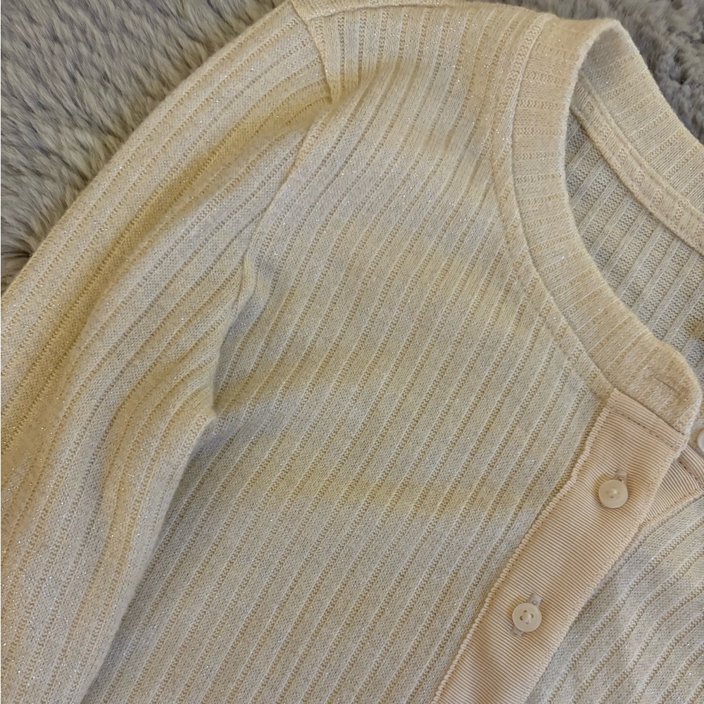 aerie top